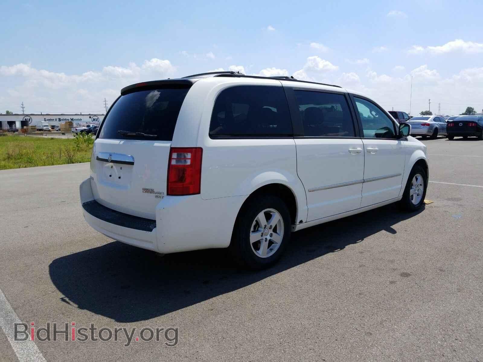 2010 Dodge Grand Caravan - VIN: 2D4RN5D10AR434342 - Фото 2