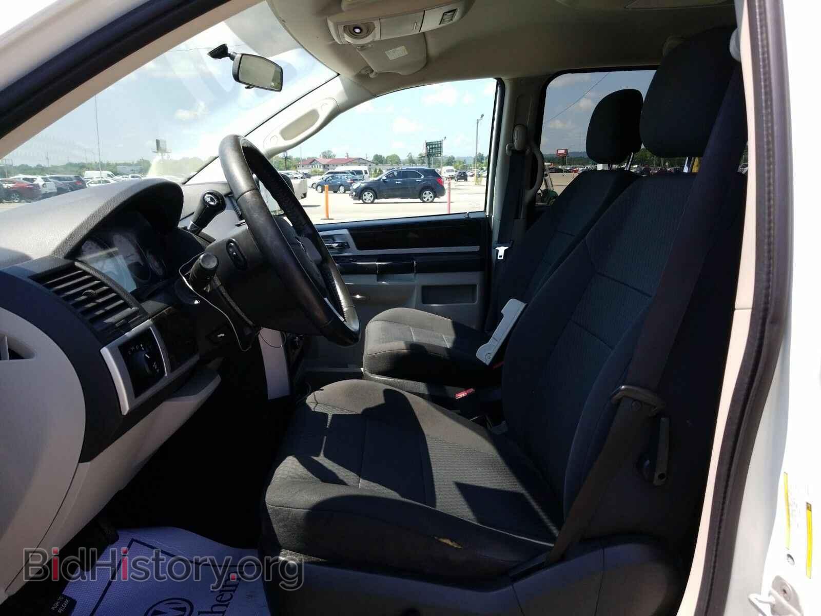 2010 Dodge Grand Caravan - VIN: 2D4RN5D10AR434342 - Фото 3