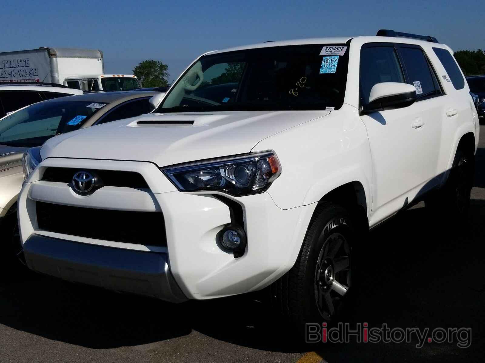 Фотография JTEBU5JR6K5693827 - Toyota 4Runner 2019