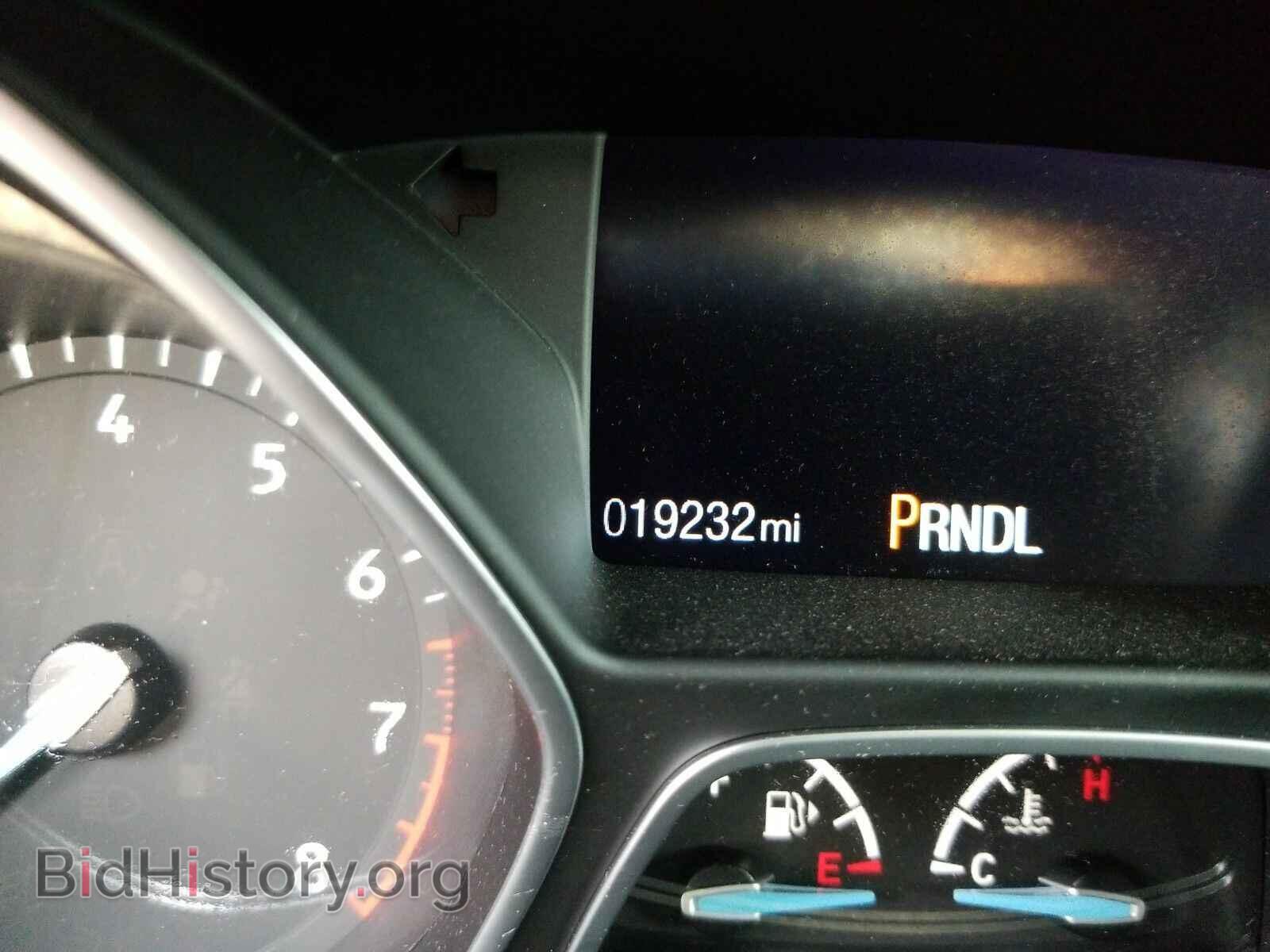 2016 Ford Focus - VIN: 1FADP3F28GL215521 - Фото 5