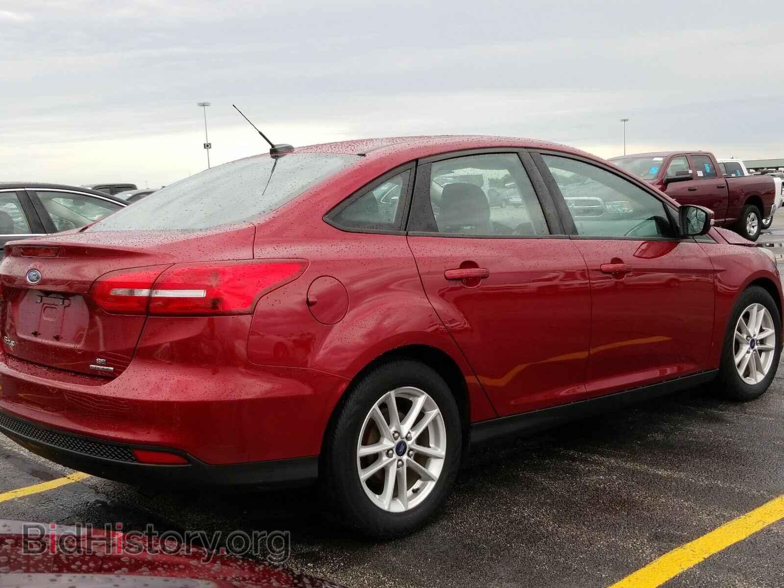 2016 Ford Focus - VIN: 1FADP3F21GL244505 - Photo 2