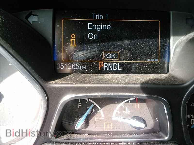 2017 Ford Focus - VIN: 1FADP3E24HL282698 - Photo 5