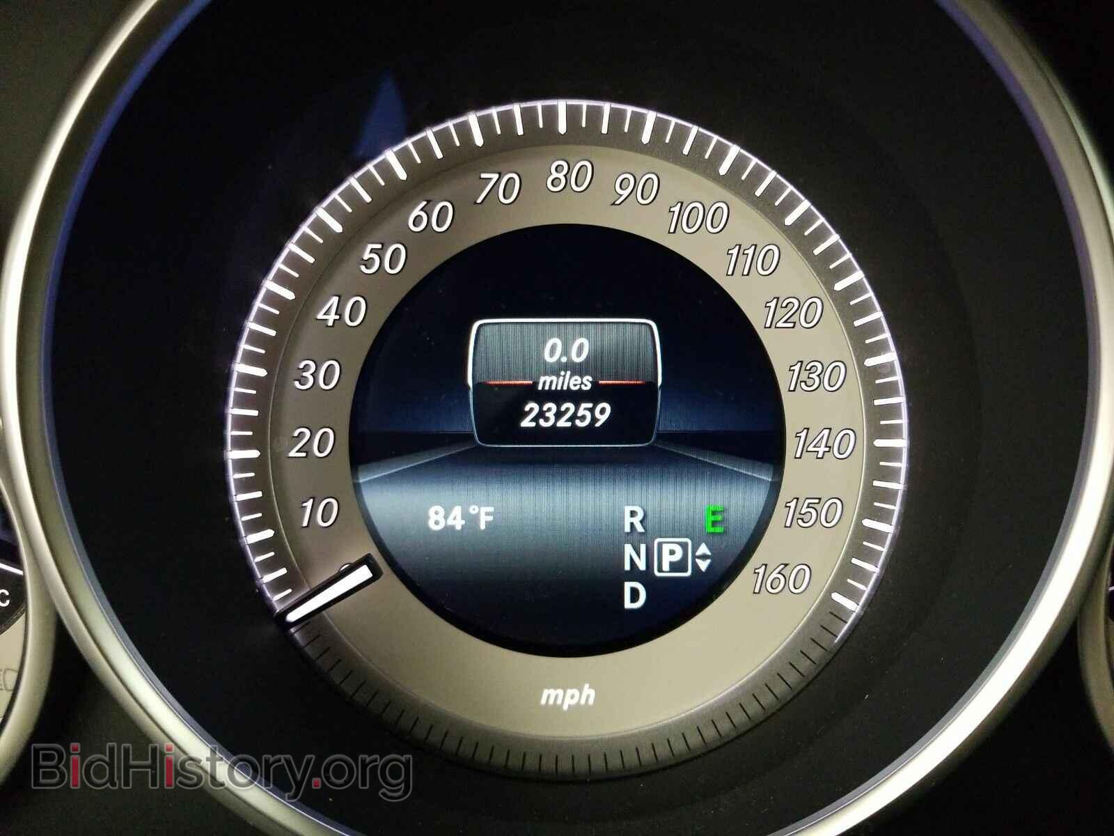 2016 Mercedes-Benz E-Class - VIN: WDDHF6HB3GB200949 - Фото 5