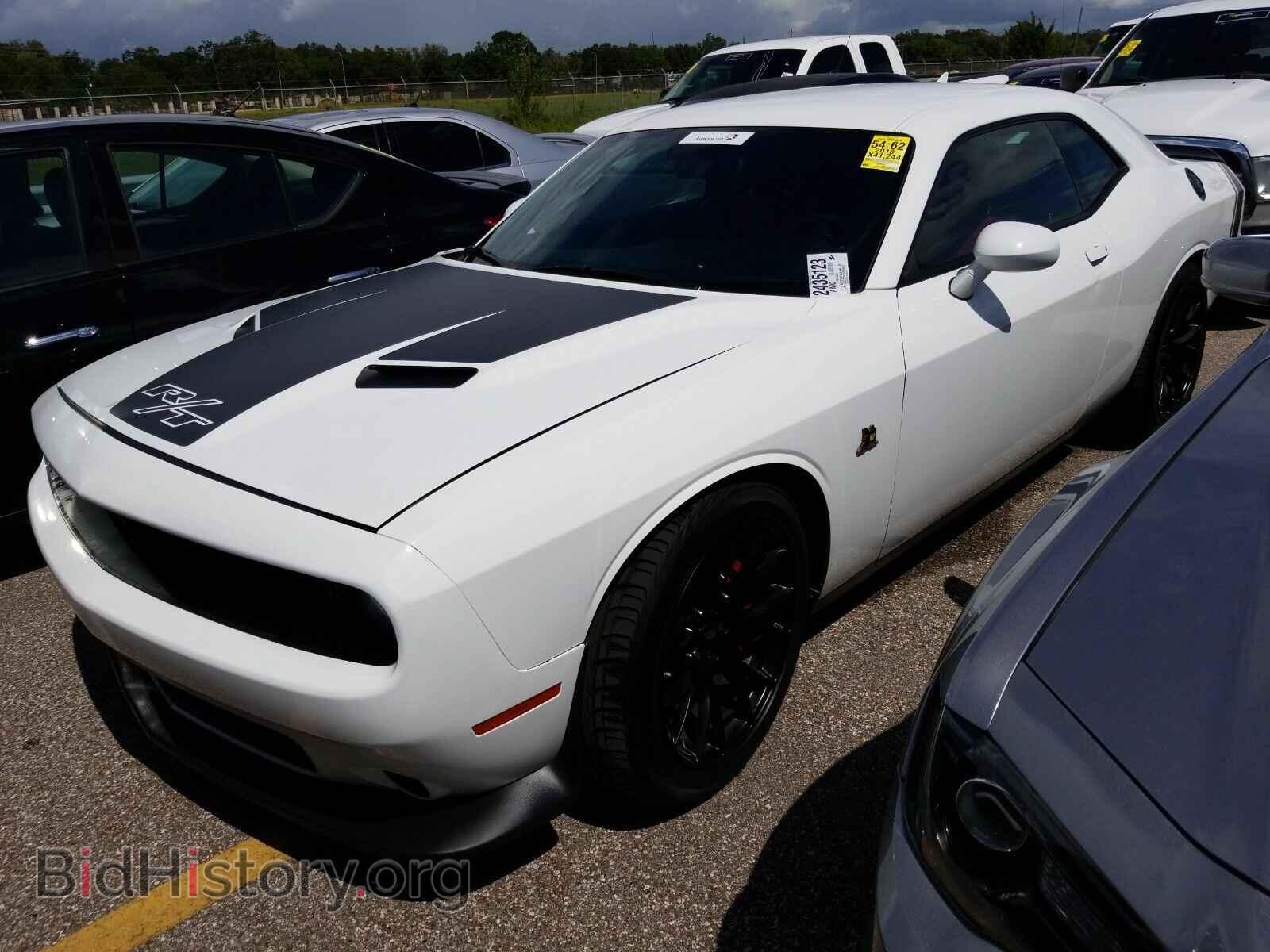Фотография 2C3CDZFJ9JH199315 - Dodge Challenger 2018