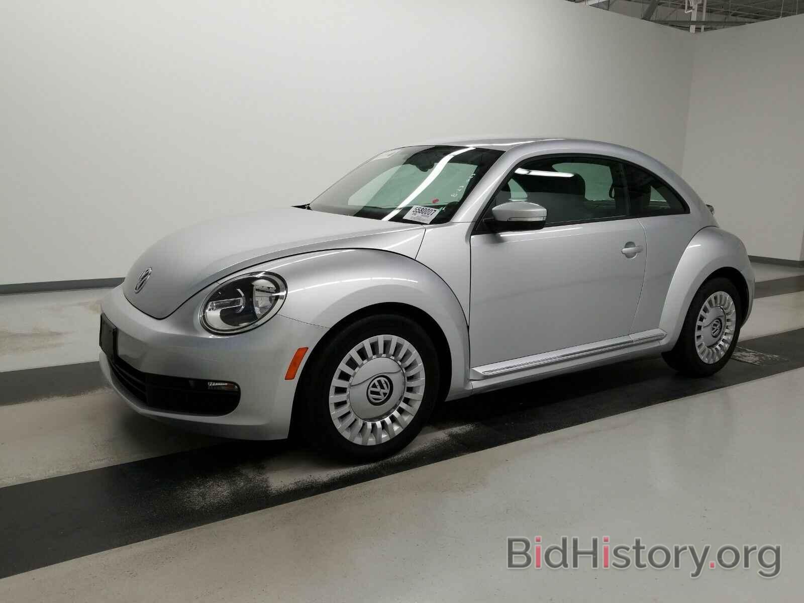 Photo 3VWJ17AT8GM615581 - Volkswagen Beetle Coupe 2016