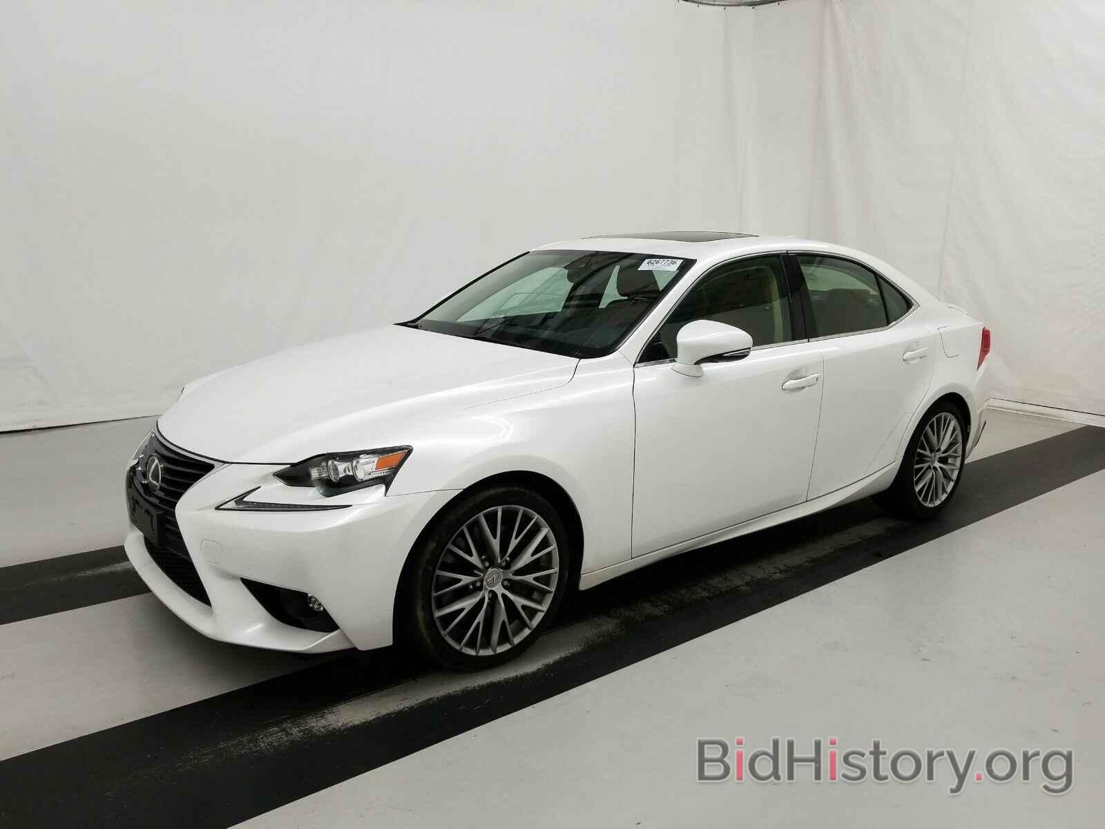 Photo JTHCM1D22G5010656 - Lexus IS 300 2016