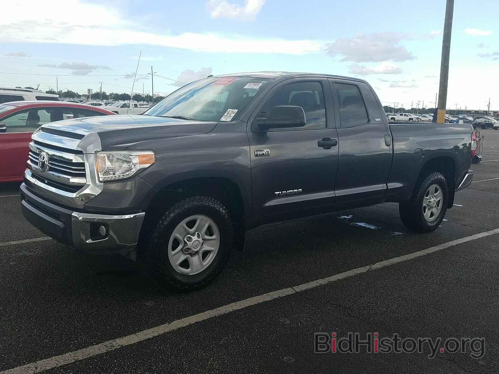 Photo 5TFUW5F17GX560225 - Toyota Tundra 4WD Truck 2016