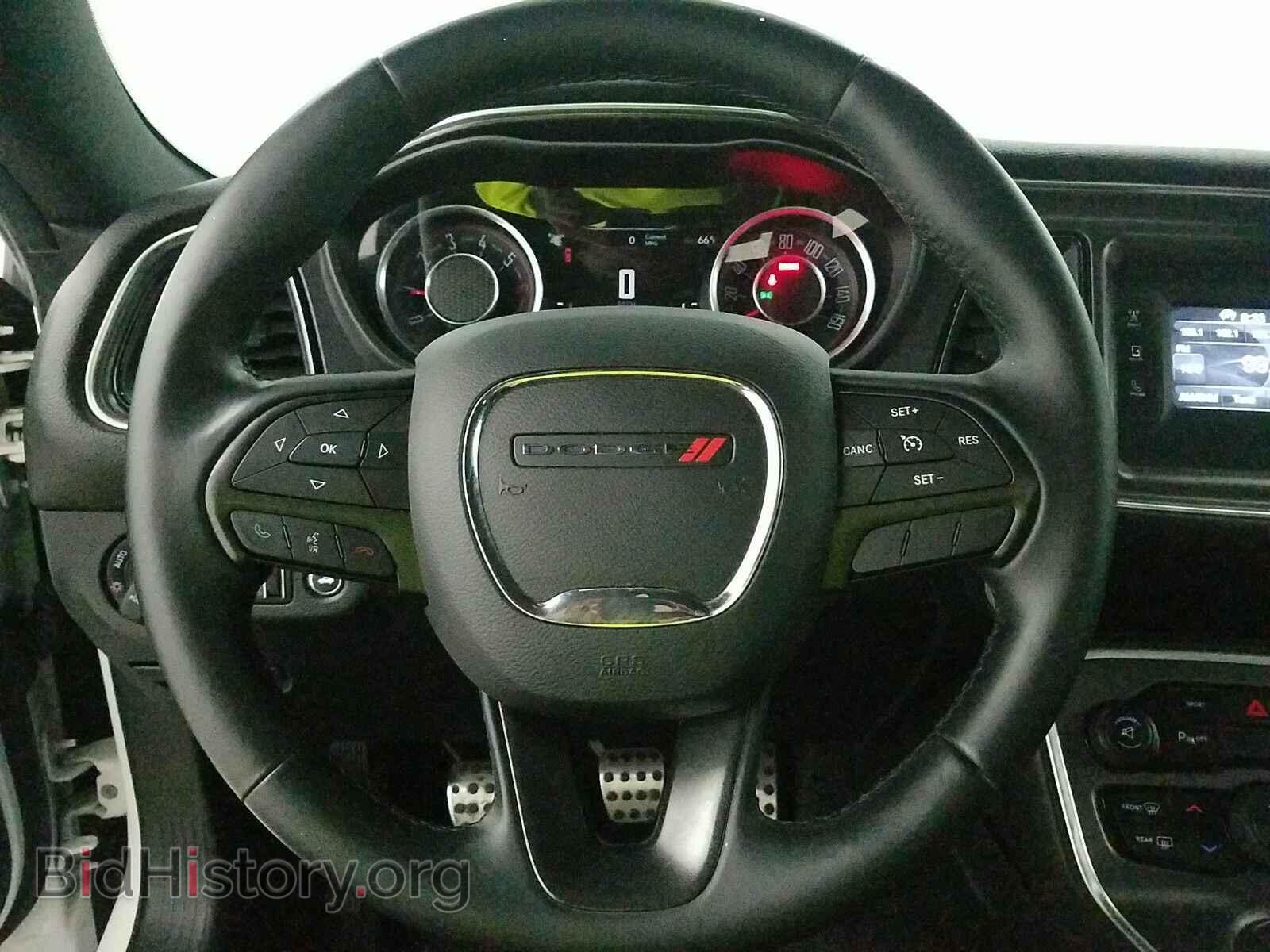 2015 Dodge Challenger - VIN: 2C3CDZAT8FH764864 - Фото 10