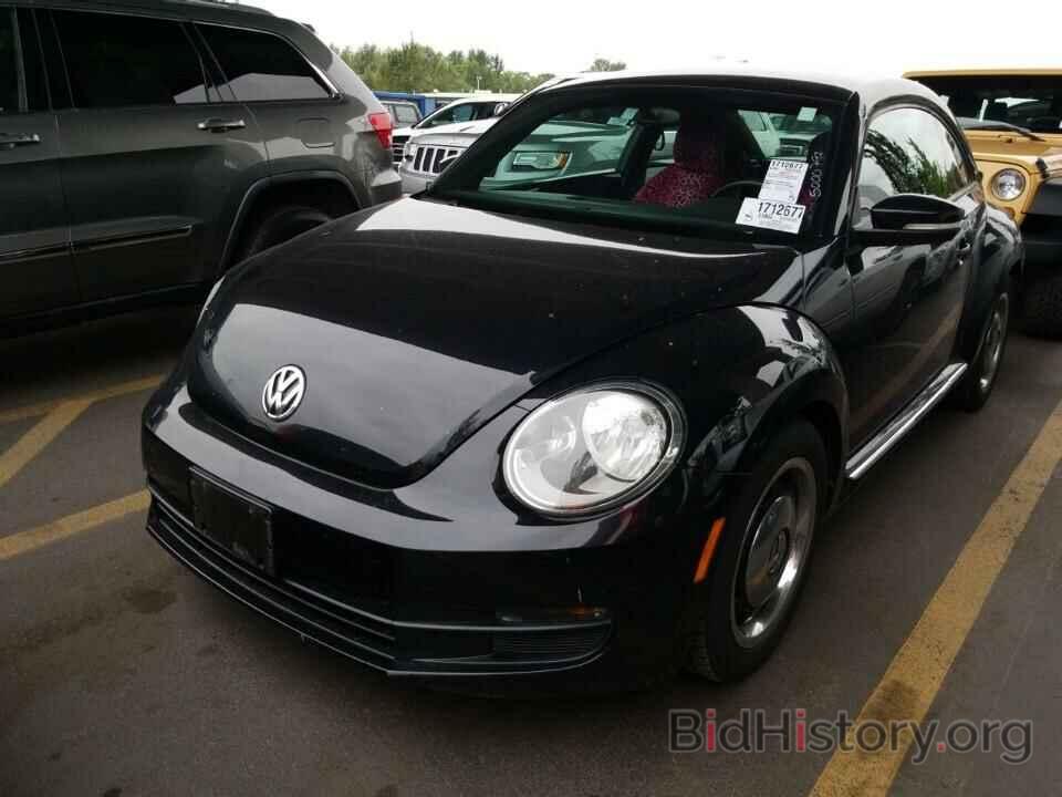 Photo 3VWF17AT7GM637447 - Volkswagen Beetle Coupe 2016