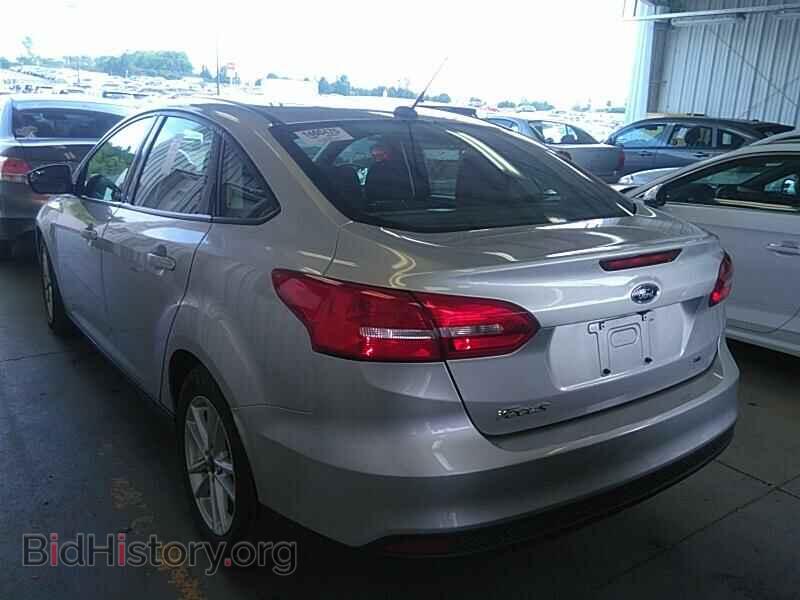 2017 Ford Focus - VIN: 1FADP3F22HL243574 - Фото 9