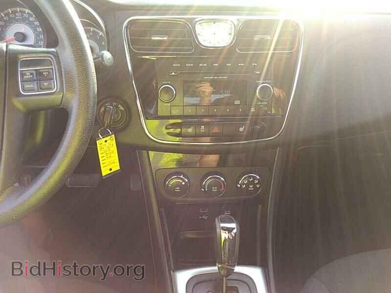 2014 Chrysler 200 - VIN: 1C3CCBAG5EN171143 - Фото 4