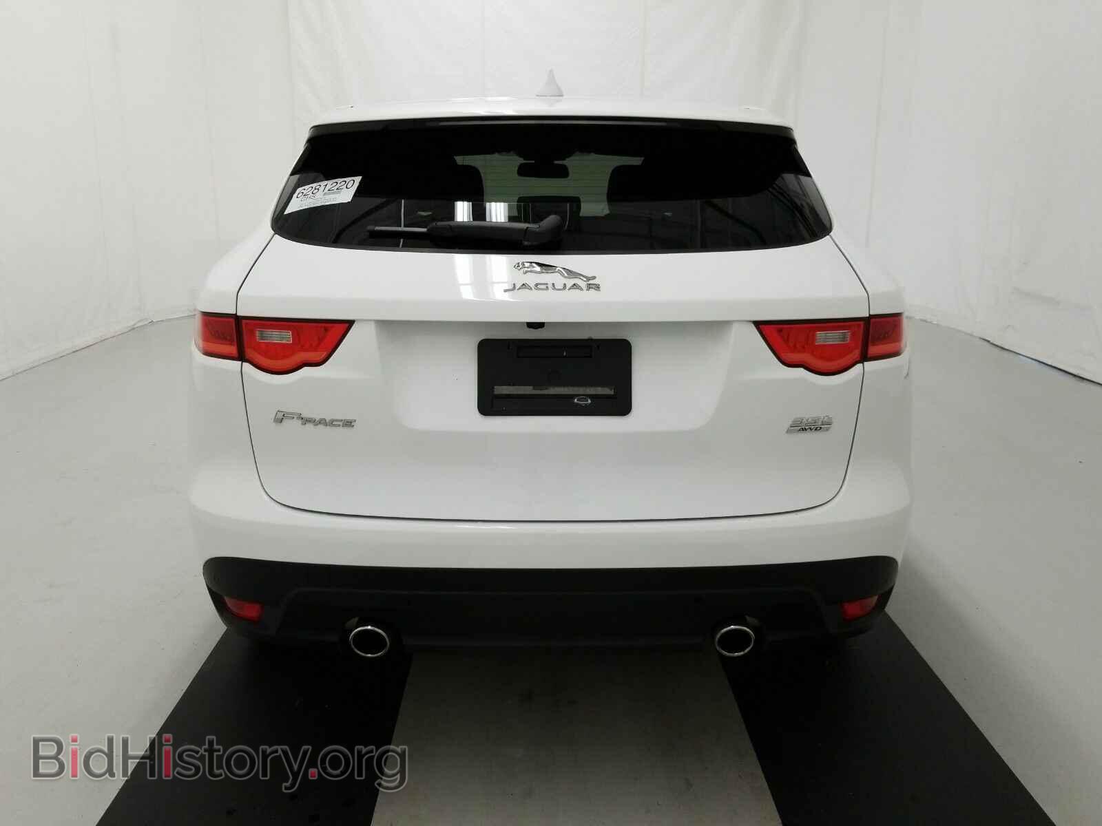 2017 Jaguar F-PACE - VIN: SADCK2BV9HA061255 - Фото 5