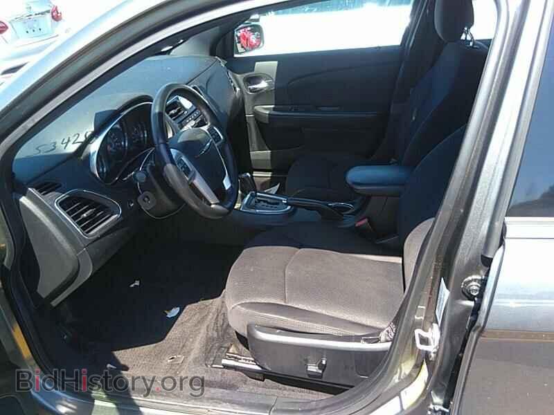 2013 Chrysler 200 - VIN: 1C3CCBBB3DN618117 - Фото 3
