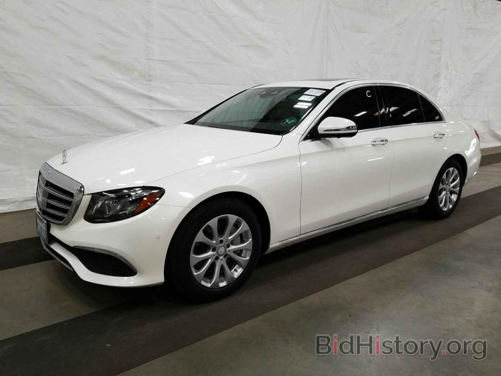 Photo WDDZF4JB7HA067865 - Mercedes-Benz E-Class 2017