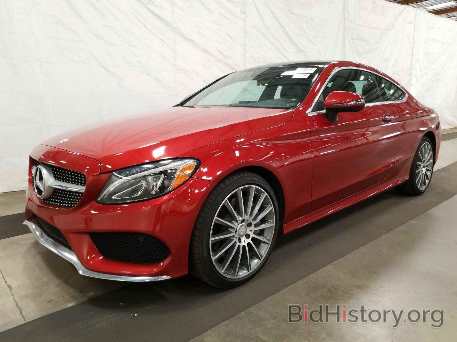 Photo WDDWJ4JB4HF357050 - Mercedes-Benz C-Class 2017