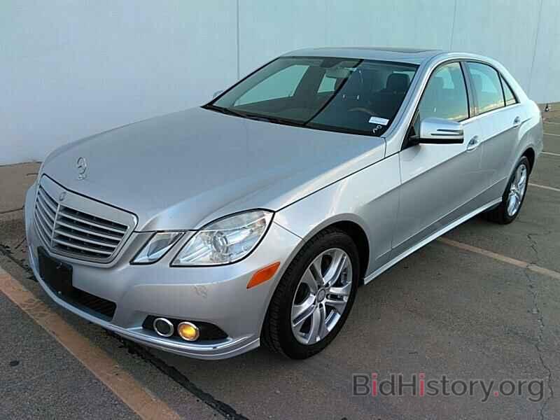 Photo WDDHF5GB2BA384453 - Mercedes-Benz E-Class 2011