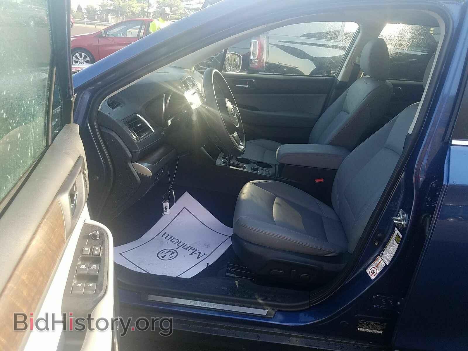 2019 Subaru Outback - VIN: 4S4BSANC6K3354811 - Фото 3