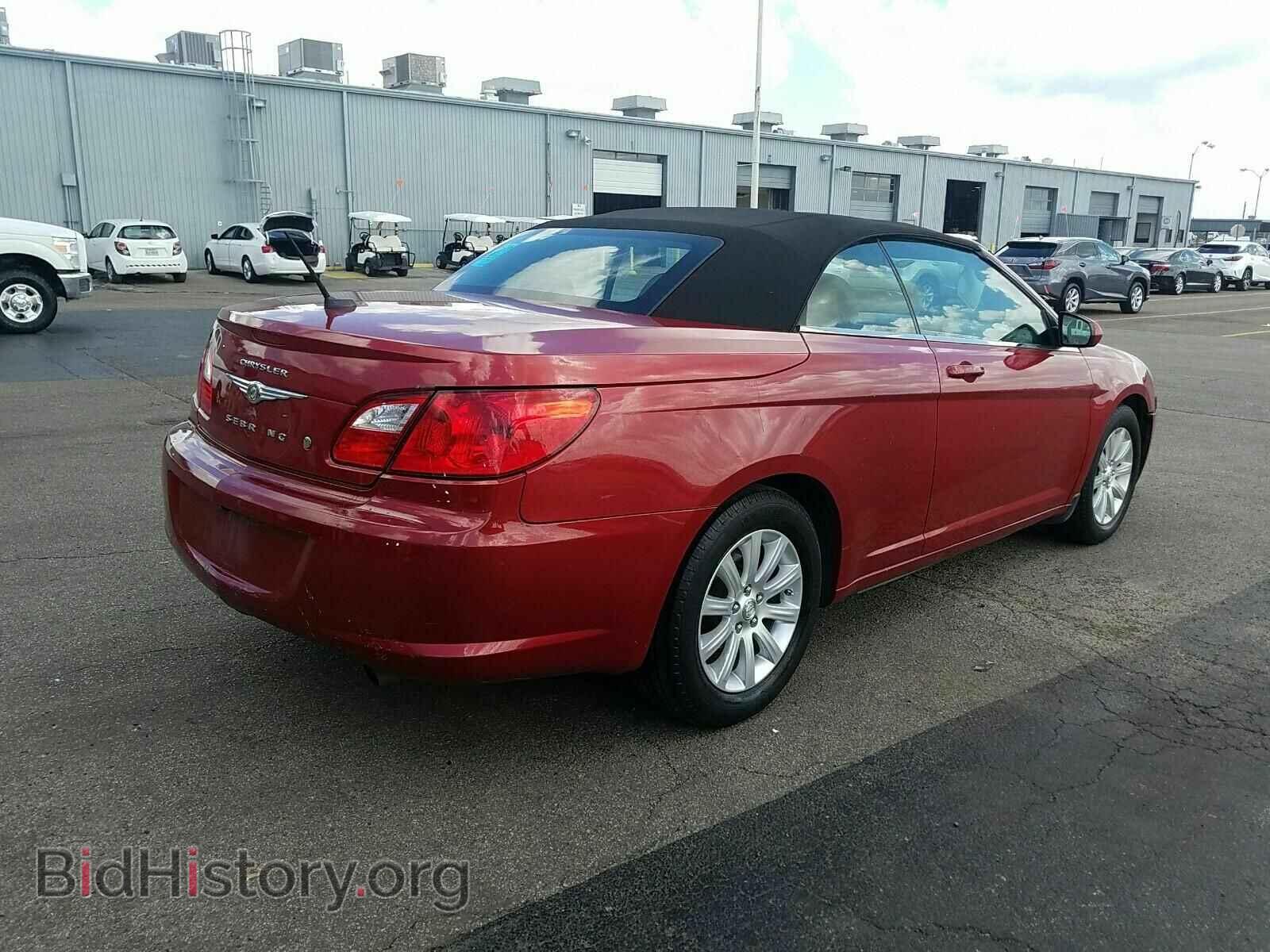 2010 Chrysler Sebring - VIN: 1C3BC5ED7AN169532 - Фото 2