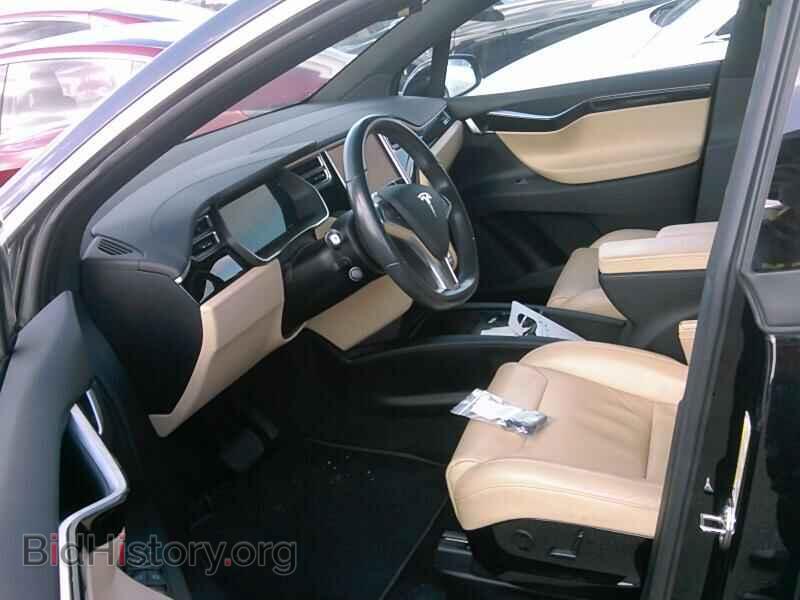 2016 Tesla Model X - VIN: 5YJXCBE27GF015652 - Photo 3