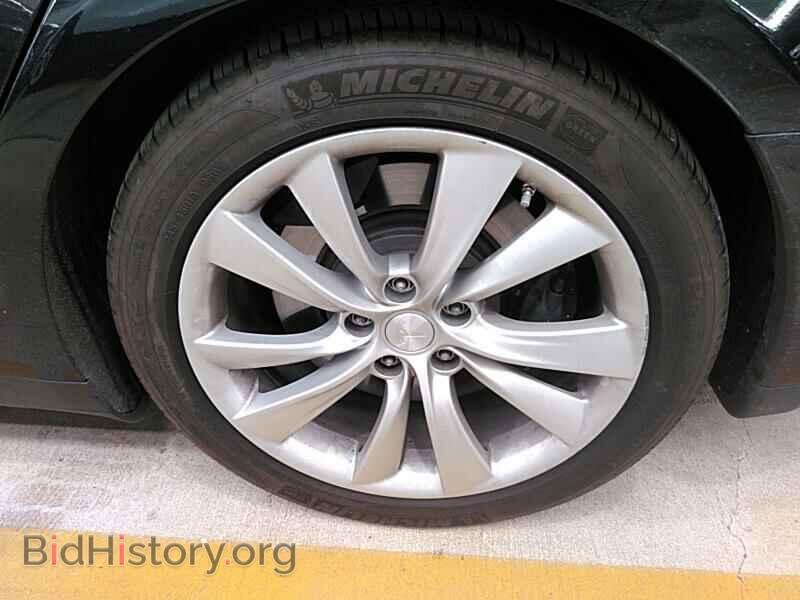 2015 Tesla Model S - VIN: 5YJSA1H25FF096445 - Фото 15