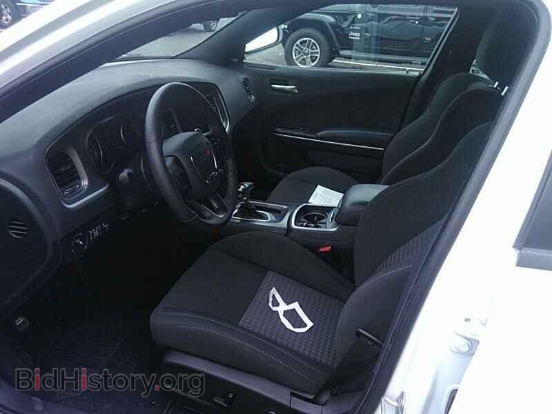 2019 Dodge Charger - VIN: 2C3CDXCT9KH607923 - Photo 3