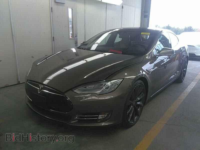 Фотография 5YJSA1E46FF118216 - Tesla Model S 2015