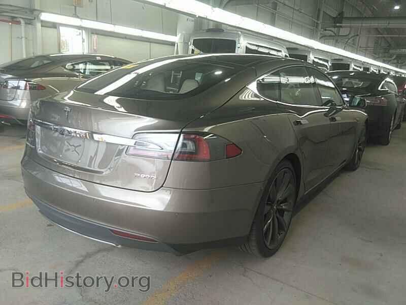 2015 Tesla Model S - VIN: 5YJSA1E46FF118216 - Фото 2