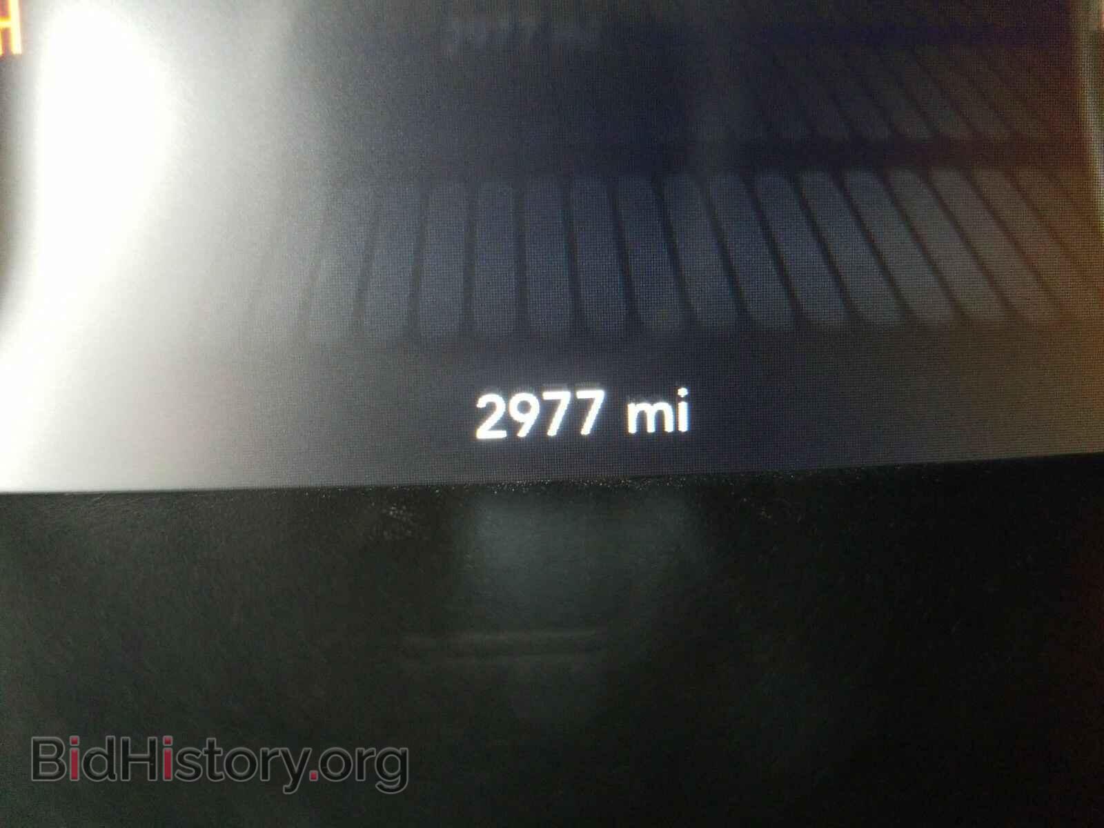 2019 Dodge Challenger - VIN: 2C3CDZBTXKH526023 - Фото 5