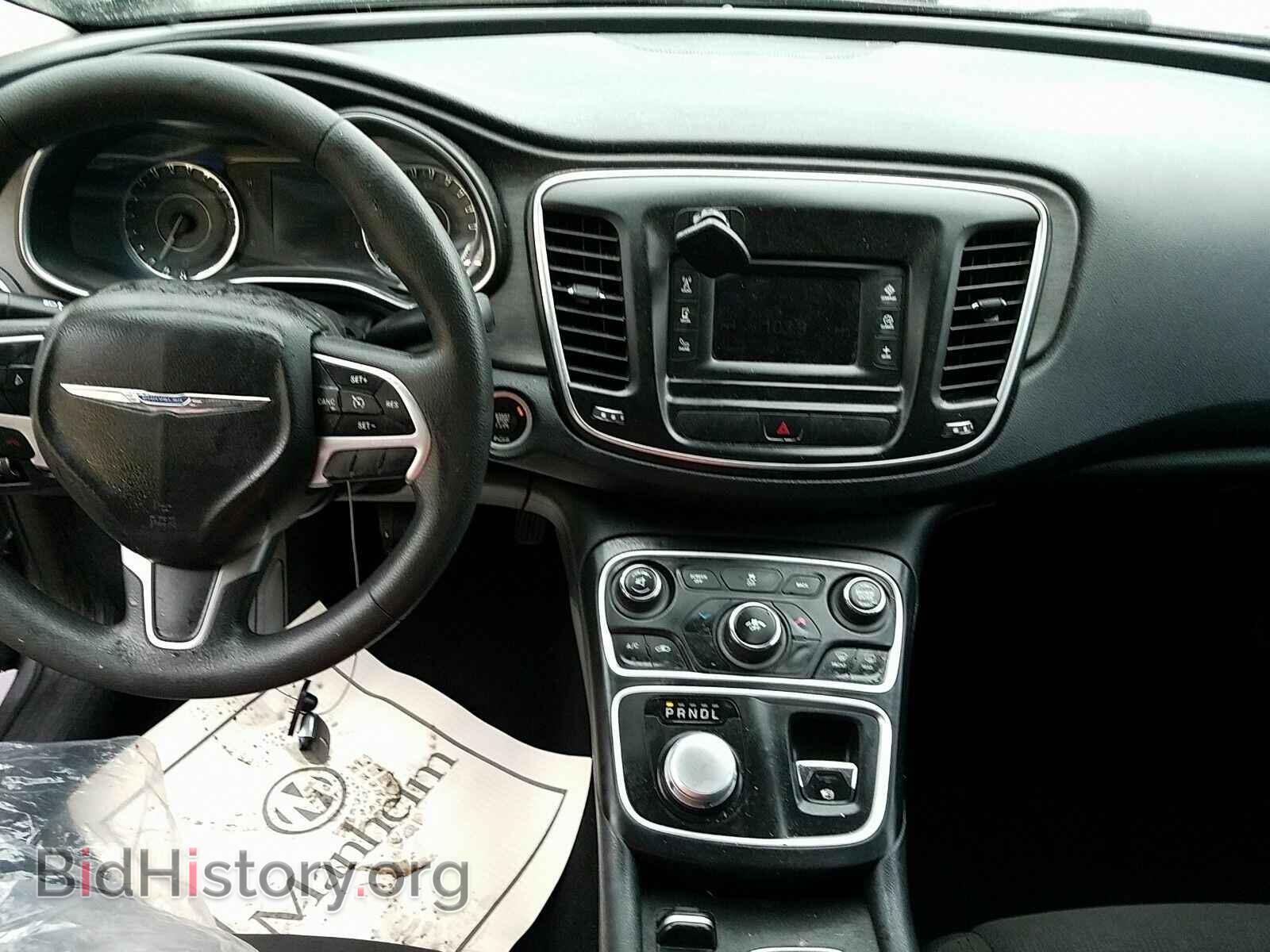 2016 Chrysler 200 - VIN: 1C3CCCAB3GN107633 - Фото 4