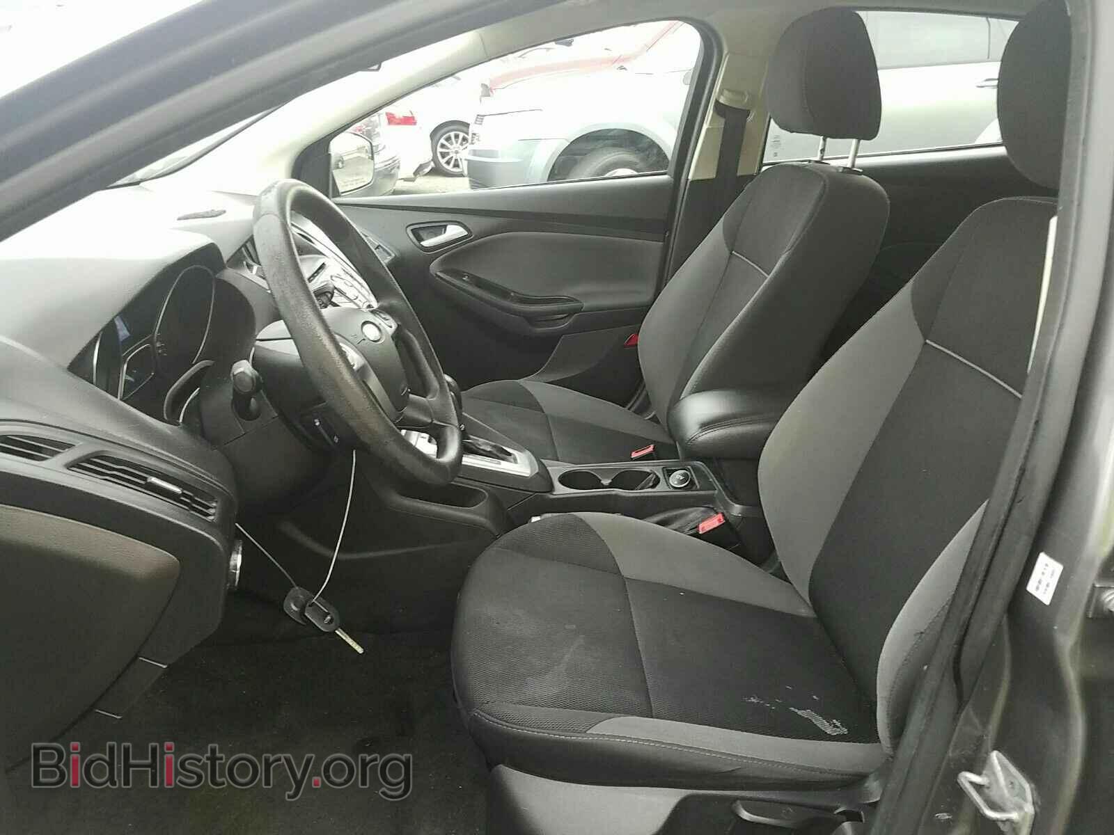 2013 Ford Focus - VIN: 1FADP3K28DL376548 - Фото 3