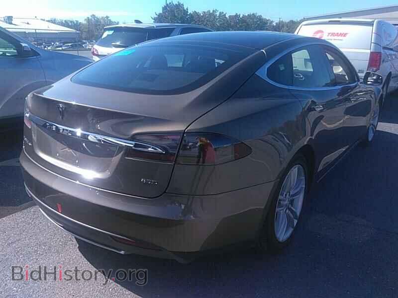 2016 Tesla Model S - VIN: 5YJSA1E20GF122424 - Photo 2