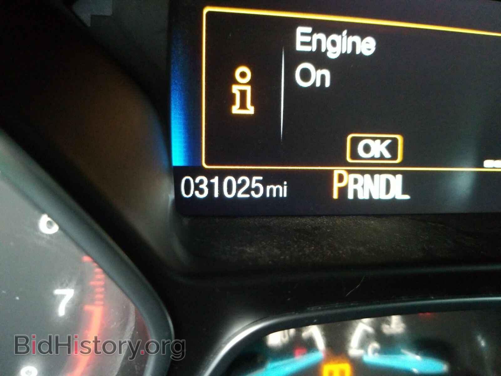 2016 Ford Focus - VIN: 1FADP3F23GL248748 - Photo 5