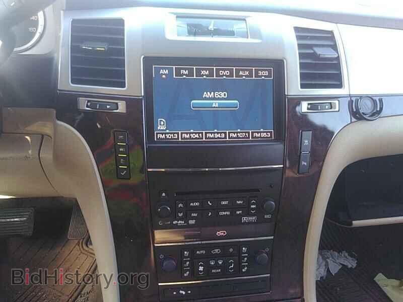 2011 Cadillac Escalade - VIN: 1GYS4BEF7BR120442 - Фото 4
