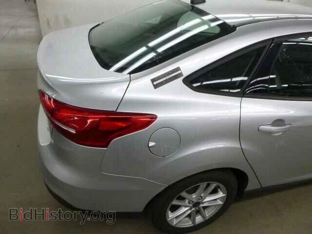 2016 Ford Focus - VIN: 1FADP3F27GL402698 - Фото 9