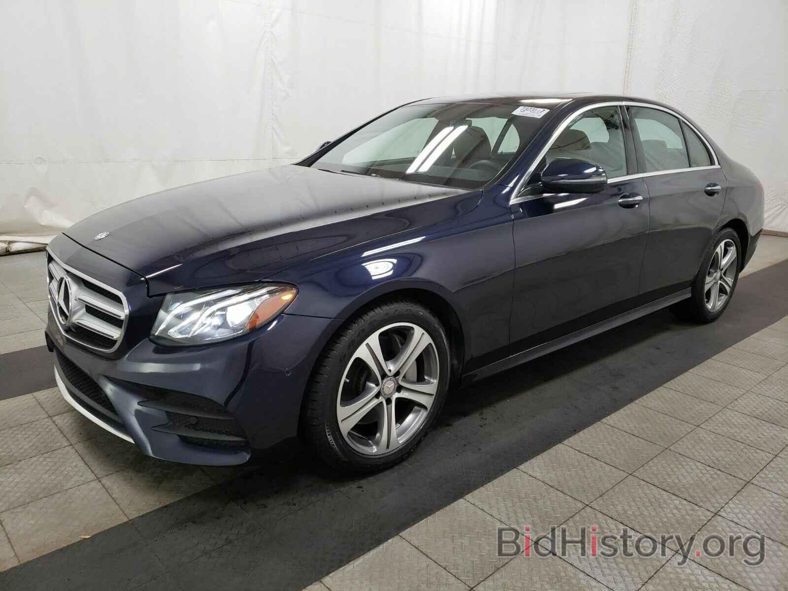 Photo WDDZF4KB3HA122410 - Mercedes-Benz E-Class 2017