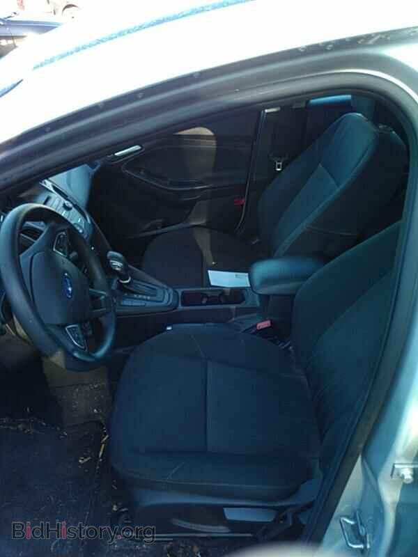 2017 Ford Focus - VIN: 1FADP3FE3HL262516 - Фото 3
