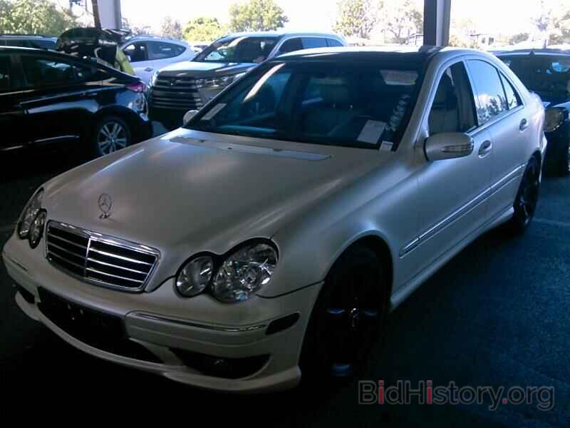 Photo WDBRF52HX7E027322 - Mercedes-Benz C-Class 2007