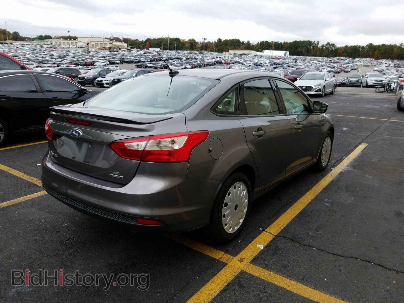 2013 Ford Focus - VIN: 1FADP3F29DL330866 - Фото 2