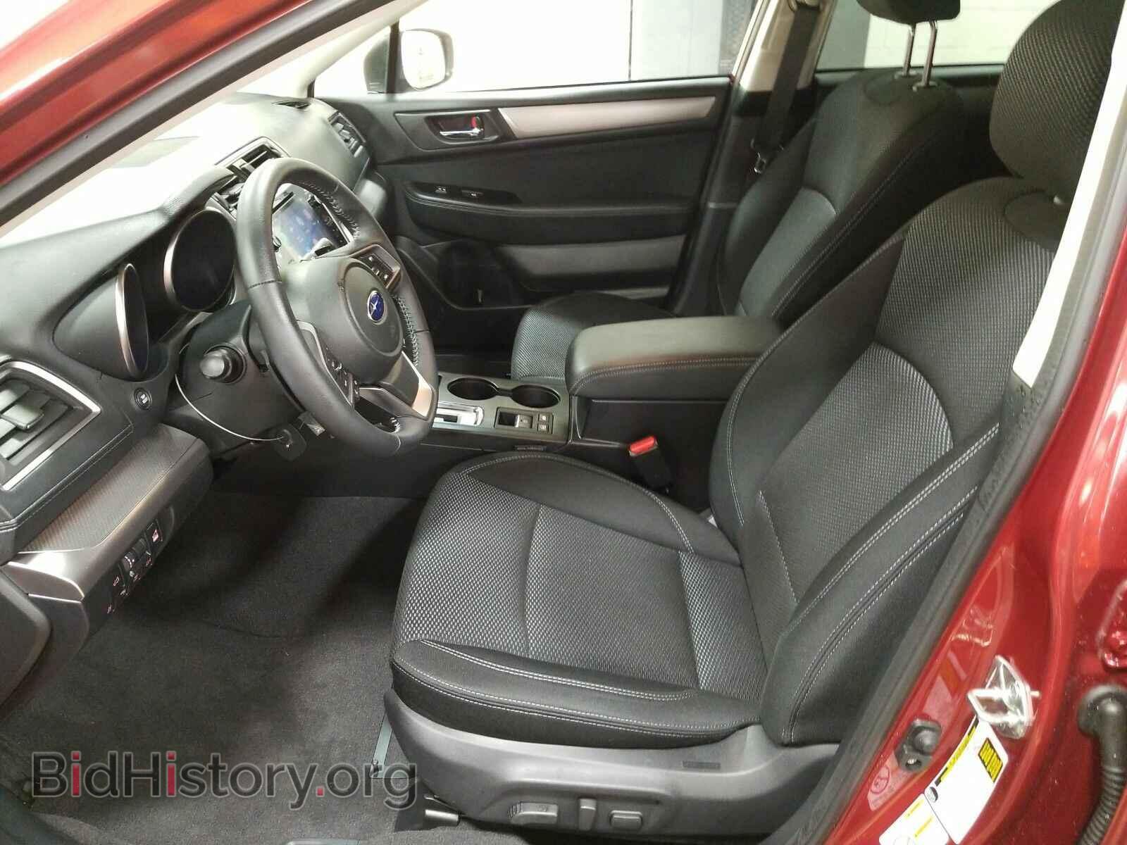 2019 Subaru Outback - VIN: 4S4BSAFC8K3351777 - Фото 3