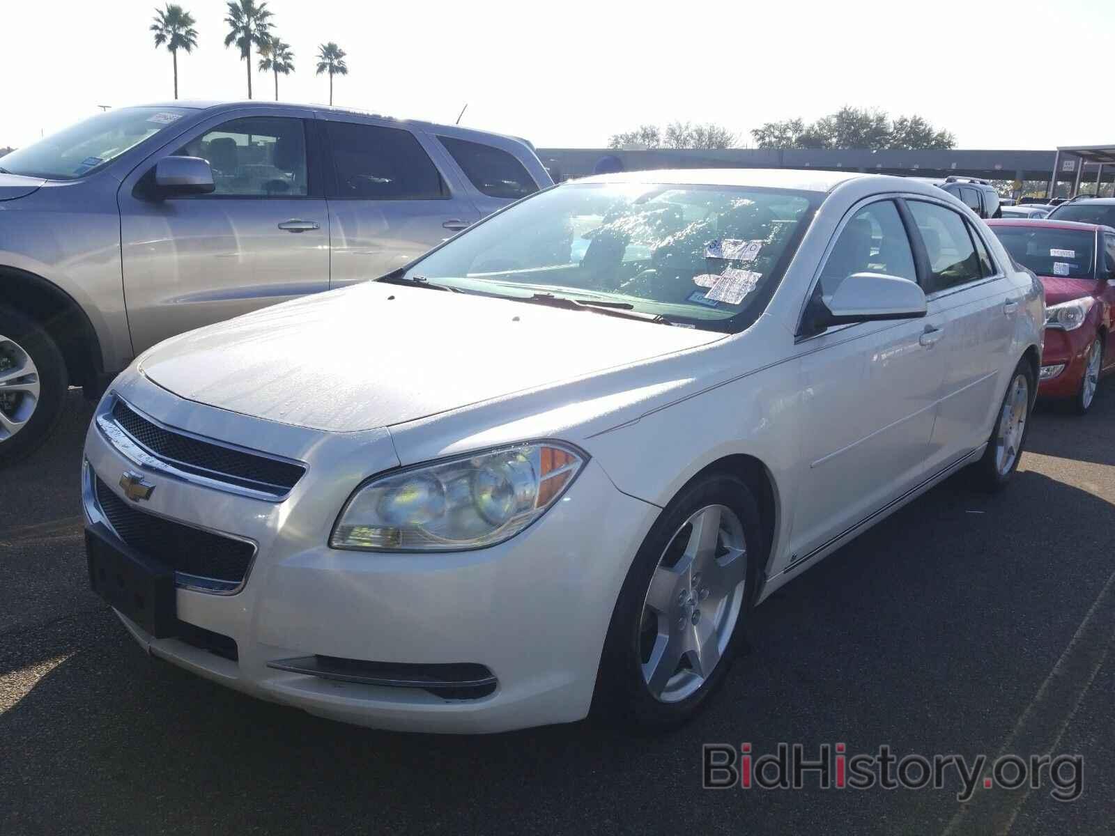 Photo 1G1ZD5E77AF112476 - Chevrolet Malibu 2010