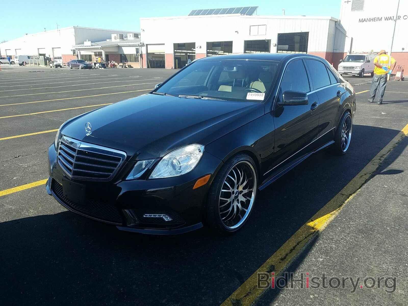 Photo WDDHF8HB5BA431670 - Mercedes-Benz E-Class 2011