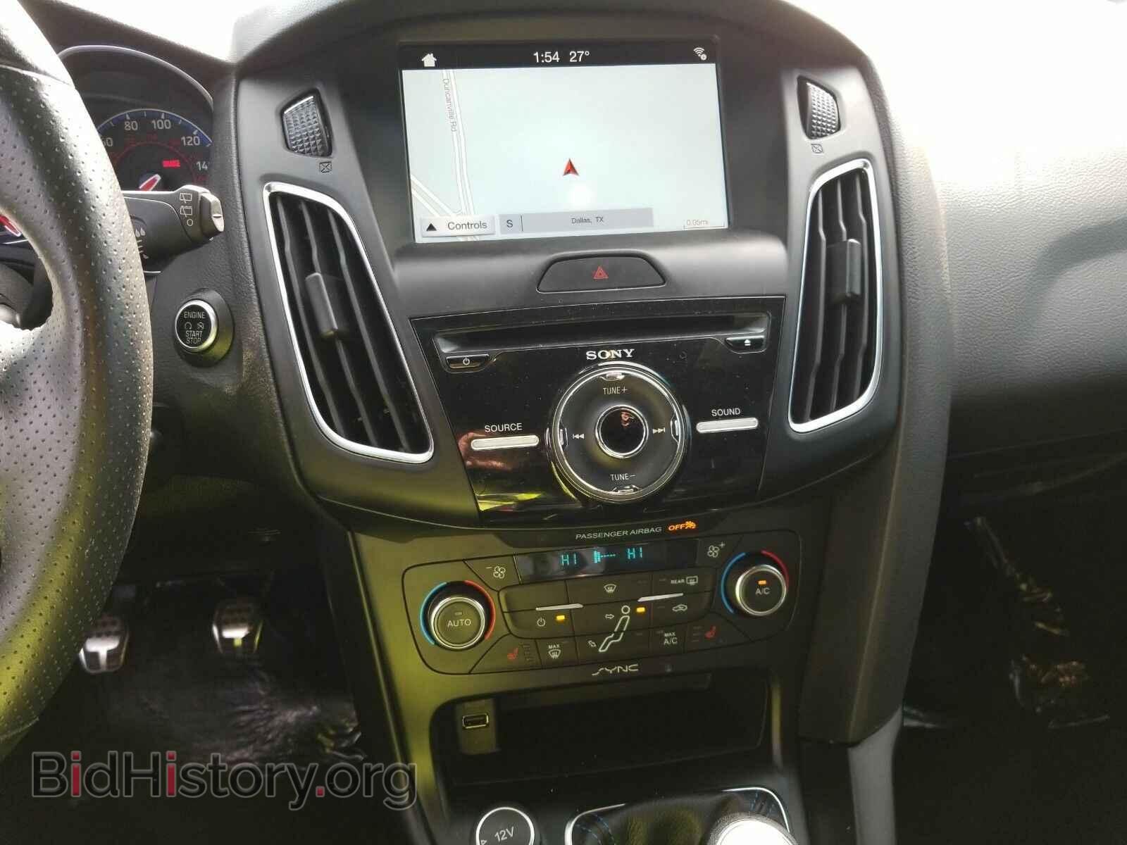 2017 Ford Focus - VIN: WF0DP3TH5H4126002 - Photo 4