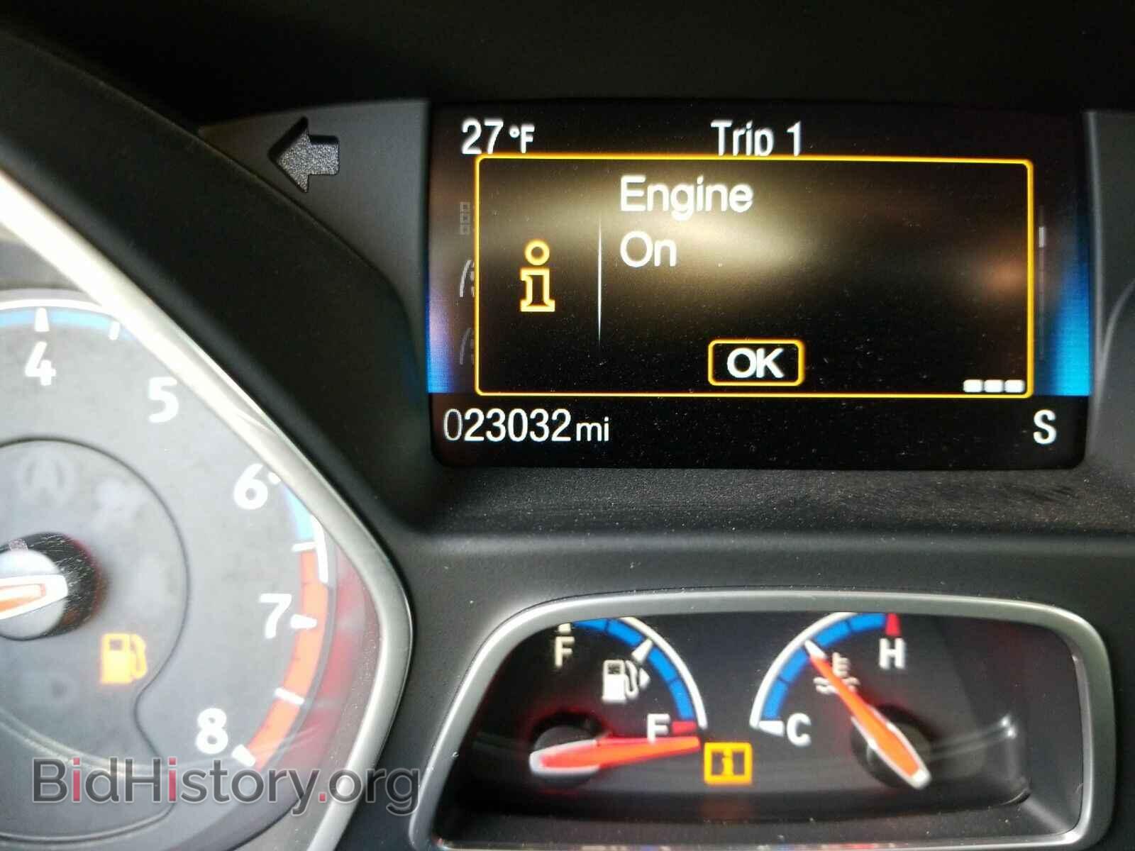 2017 Ford Focus - VIN: WF0DP3TH5H4126002 - Photo 5