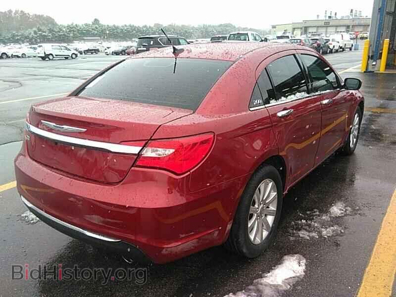 2013 Chrysler 200 - VIN: 1C3CCBCG0DN608011 - Фото 2