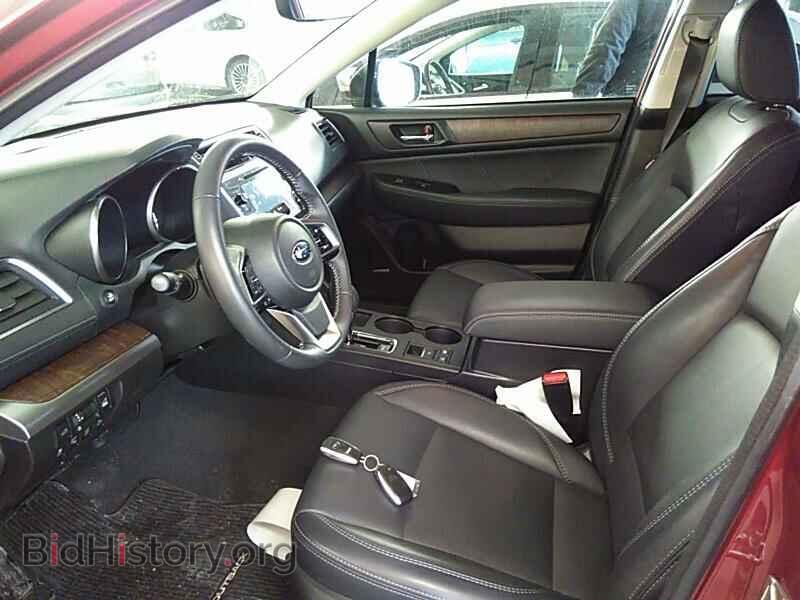 2019 Subaru Outback - VIN: 4S4BSANC2K3352182 - Фото 3