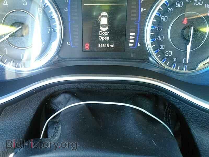 2016 Chrysler 200 - VIN: 1C3CCCAB5GN152895 - Фото 5