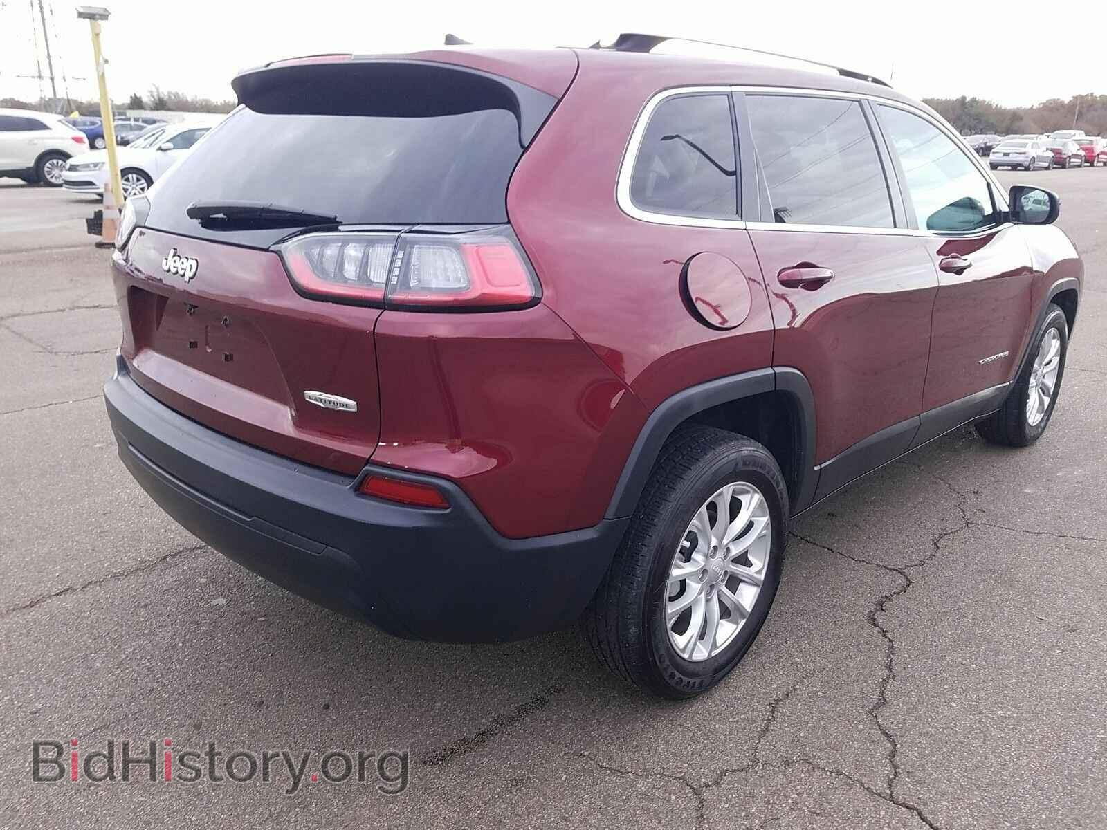 2019 Jeep Cherokee - VIN: 1C4PJLCB9KD204012 - Photo 2