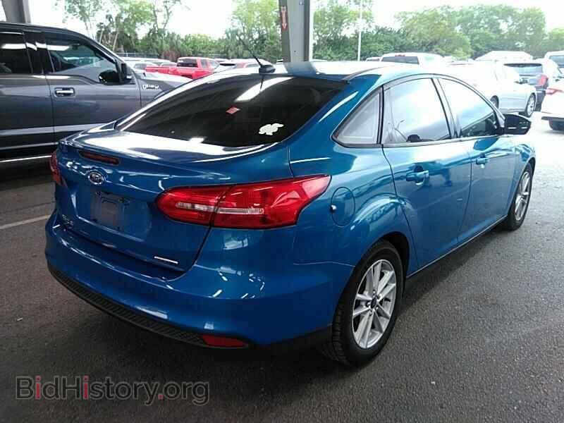2015 Ford Focus - VIN: 1FADP3F24FL273589 - Фото 2
