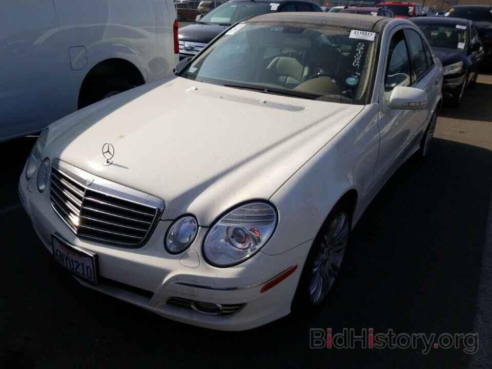 Photo WDBUF87XX8B320104 - Mercedes-Benz E-Class 2008