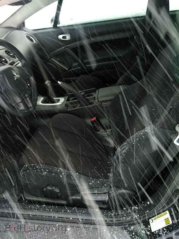 2009 Mitsubishi Eclipse - VIN: 4A3AK24F49E028521 - Photo 3